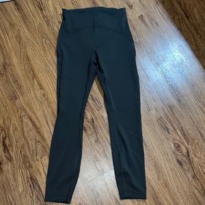 Lulu leggings size 6